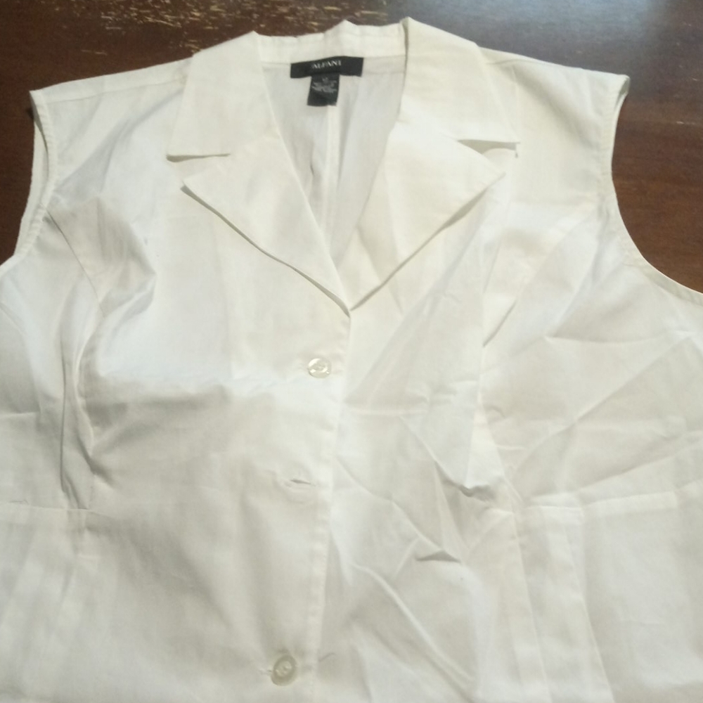 Sleeveless Button Down Size 12